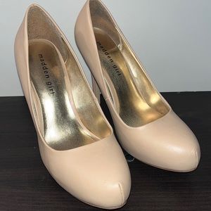 Madden Girl Nude Size 6.5 Heels